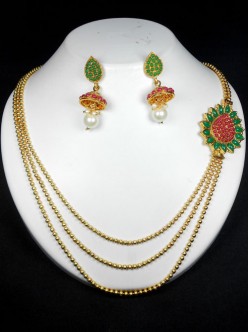 Exclusive Polki Set